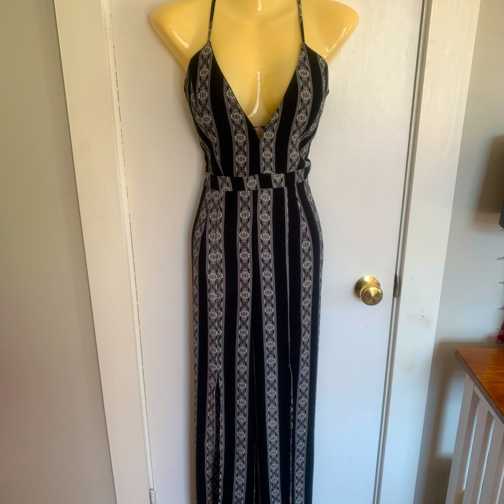 Strappy sleeveless pantsuit